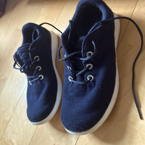 Merino Wool Sneakers, Wide - Picture 2 of 5